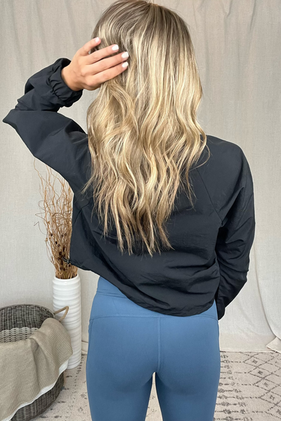 BLACK CROPPED QUARTER ZIP PULLOVER