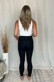 BLACK COMPRESSION LEGGINGS