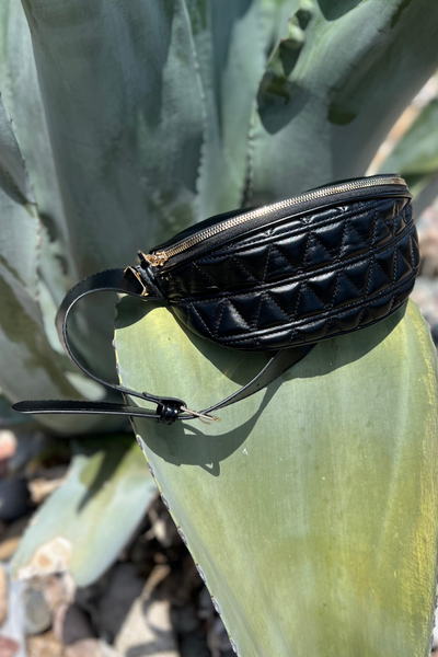 BLACK QUILTED BUM BAG