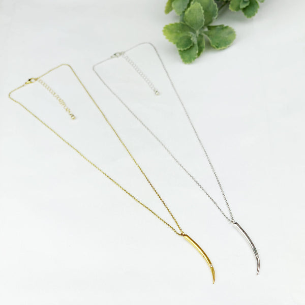 HORN PENDANT NECKLACE