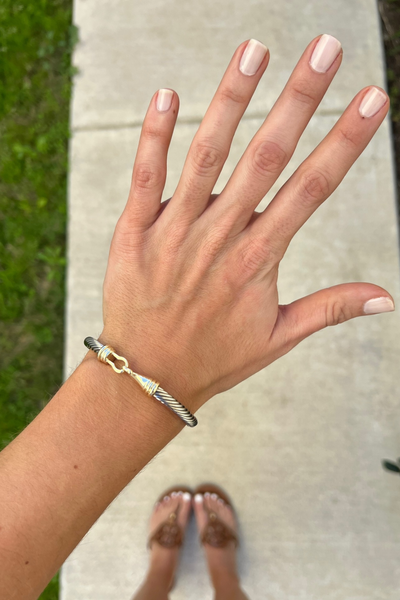 TWO TONE HOOK & EYE CABLE BRACELET