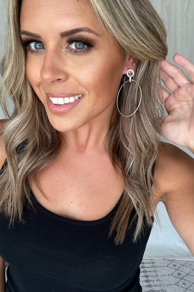 MATTE SILVER INTERLOCKING HOOP EARRING 2.5”