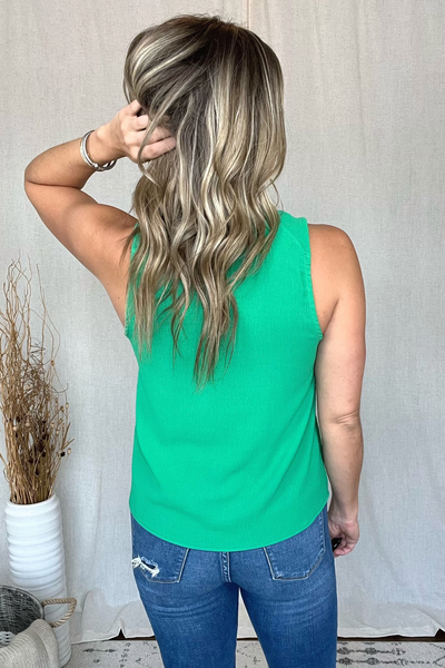 KELLY GREEN SLEEVELESS KNOT TANK