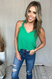 KELLY GREEN SLEEVELESS KNOT TANK