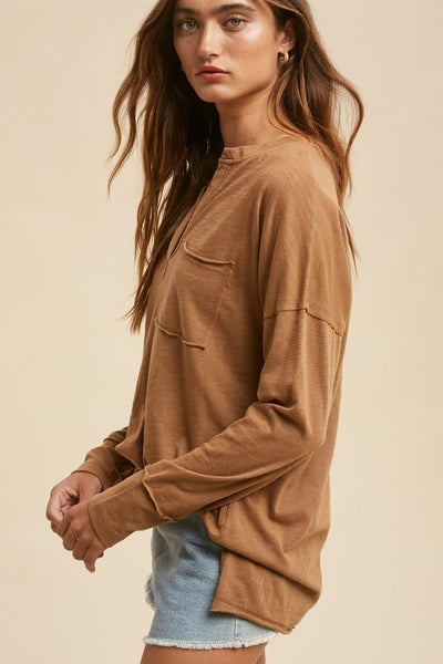 SIENNA POCKET TOP