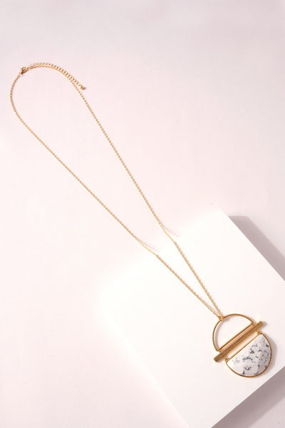 HOWLITE SEMI CIRCLE PENDANT NECKLACE