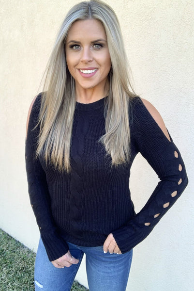 BLACK CABLE KNIT SWEATER