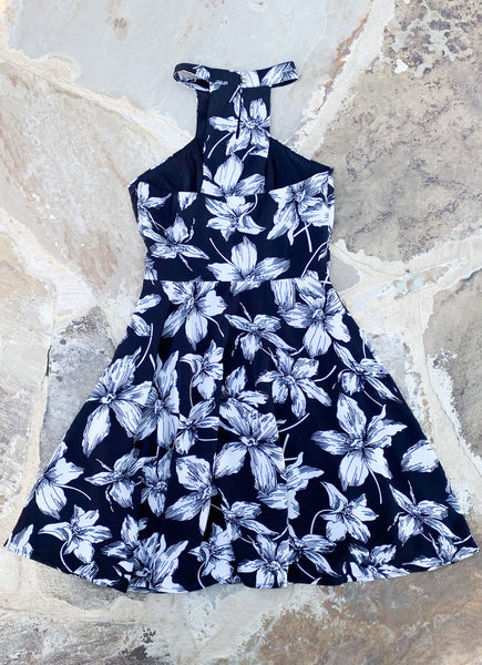 BLACK & IVORY FLORAL A-LINE DRESS