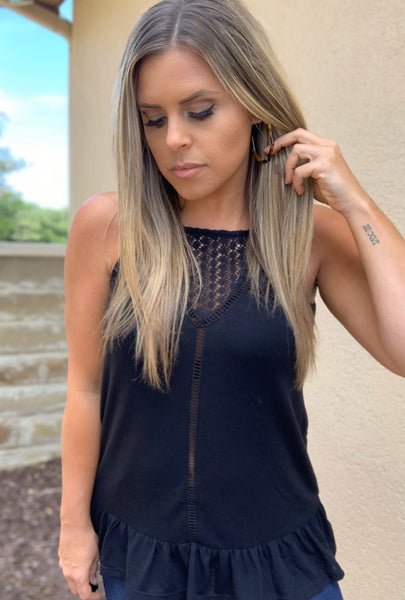 BLACK CROCHET RUFFLE TANK