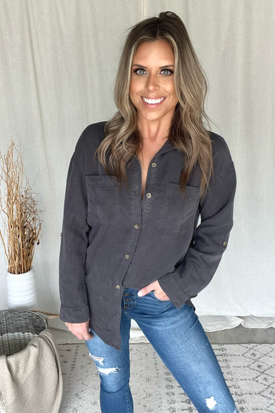 CHARCOAL LONG SLEEVE BUTTON DOWN
