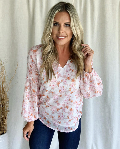 IVORY FLORAL BLOUSE