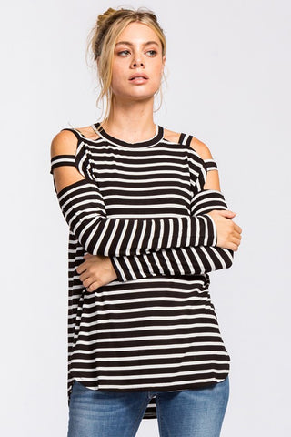 BLACK & WHITE STRIPED TOP